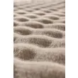 Denne produkten heter Niva, laget av Polyester materiale med en vakker Beige farge – SE Mattor