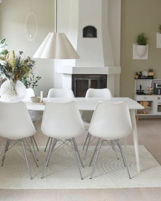 Denne produkten heter Ilona Bene, laget av Ull materiale med en vakker Offwhite farge – SE Mattor