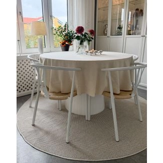 Denne produkten heter Tokyo, laget av Polypropylen materiale med en vakker Offwhite farge – SE Mattor