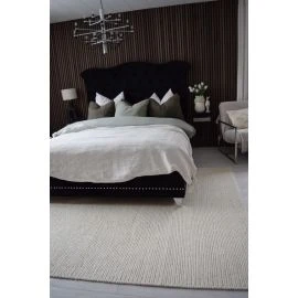 Ullteppe Mellby Offwhite