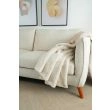 Denne produkten heter Cat, laget av Polyester materiale med en vakker Beige farge – SE Mattor