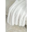 Denne produkten heter Cat, laget av Polyester materiale med en vakker Offwhite farge – SE Mattor