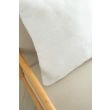 Denne produkten heter Cat, laget av Polyester materiale med en vakker Offwhite farge – SE Mattor