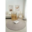 Denne produkten heter Comfy, laget av Polyester materiale med en vakker Greige farge – SE Mattor