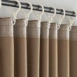 Denne produkten heter Mathilde, laget av Polyester materiale med en vakker Sand farge – SE Mattor