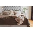 Denne produkten heter Rabbit, laget av Polyester materiale med en vakker Taupe farge – SE Mattor