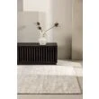 Denne produkten heter Lira, laget av Polyester materiale med en vakker Beige farge – SE Mattor