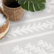 Denne produkten heter Carlo Vato, laget av Polypropylen materiale med en vakker Krem farge – SE Mattor