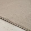 Denne produkten heter Cat, laget av Polyester materiale med en vakker Taupe farge – SE Mattor