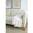 Denne produkten heter Cat, laget av Polyester materiale med en vakker Offwhite farge – SE Mattor
