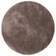 Denne produkten heter Fluffy, laget av Polyester materiale med en vakker Taupe farge – SE Mattor