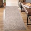 Denne produkten heter Lazy, laget av  materiale med en vakker Sand farge – SE Mattor
