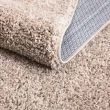 Denne produkten heter Lazy, laget av  materiale med en vakker Sand farge – SE Mattor