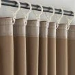 Denne produkten heter Mathilde, laget av Polyester materiale med en vakker Sand farge – SE Mattor