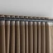 Denne produkten heter Mathilde, laget av Polyester materiale med en vakker Sand farge – SE Mattor