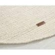 Denne produkten heter Molly, laget av 80% Ull & 20% Bomull materiale med en vakker Offwhite farge – SE Mattor