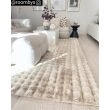 Denne produkten heter Rabbit Bubble, laget av Polyester materiale med en vakker Lys Beige farge – SE Mattor