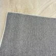 Denne produkten heter Rabbit Zen, laget av Polyester materiale med en vakker Lys Beige farge – SE Mattor