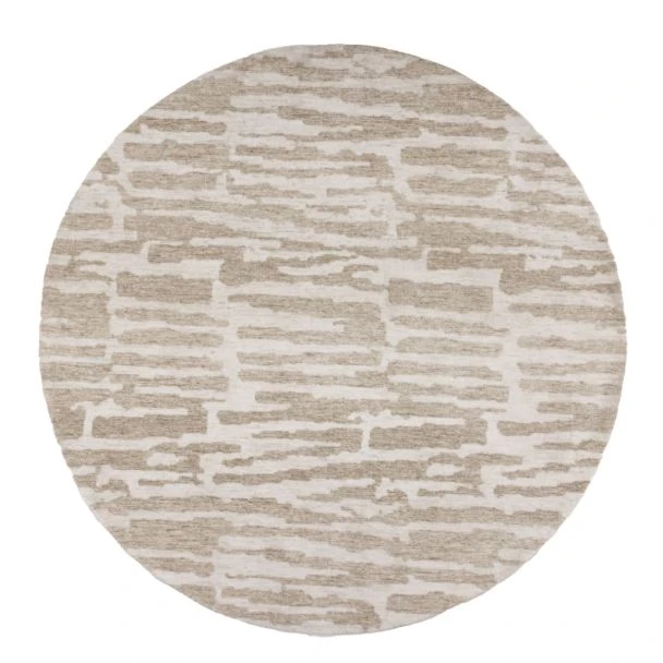 Denne produkten heter Lira, laget av Polyester materiale med en vakker Beige farge – SE Mattor