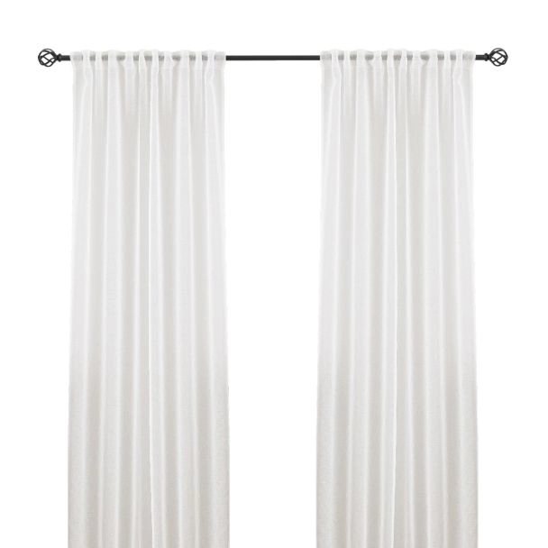 Denne produkten heter Ellinor, laget av Polyester materiale med en vakker Hvit farge – SE Mattor
