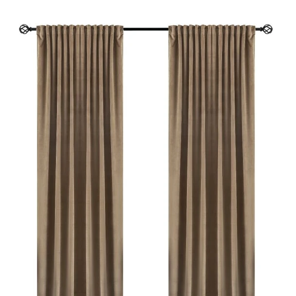 Denne produkten heter Mathilde, laget av Polyester materiale med en vakker Sand farge – SE Mattor